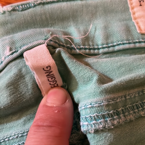 - 💚 Rag & Bone jeans size 27, EUC see photos/description 💚 - Picture 5 of 8